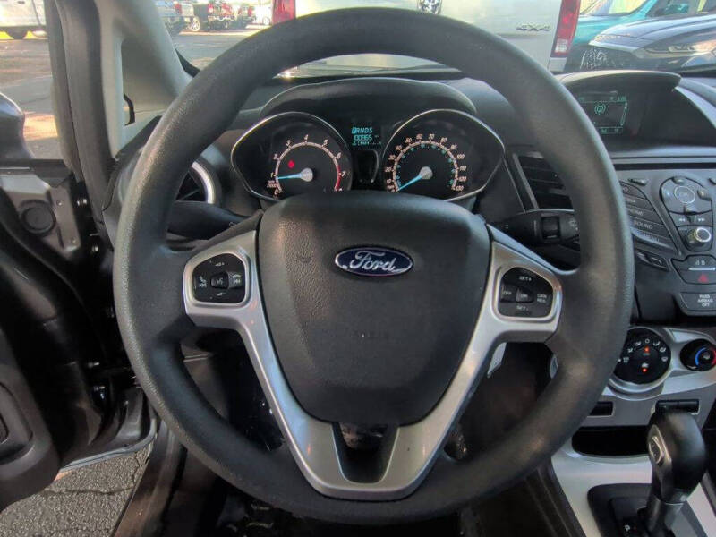 2017 Ford Fiesta SE