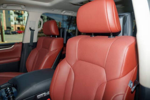 2021 Lexus LX 570 Three-Row