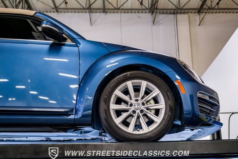 2019 Volkswagen Beetle Convertible