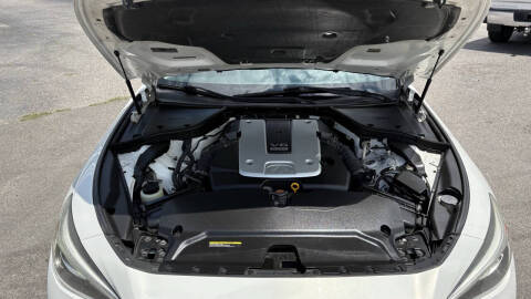 2015 Infiniti Q50 Premium