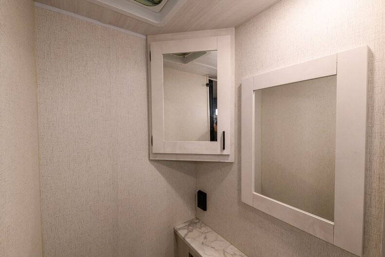 2022 Ford E-Series E-450 SD