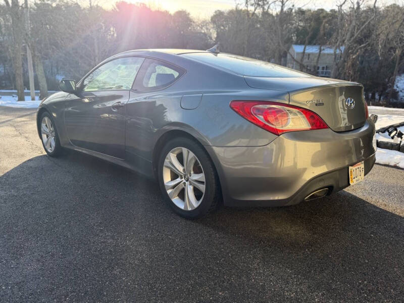 2010 Hyundai Genesis Coupe 2.0T