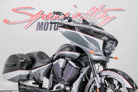 2015 Victory Magnum