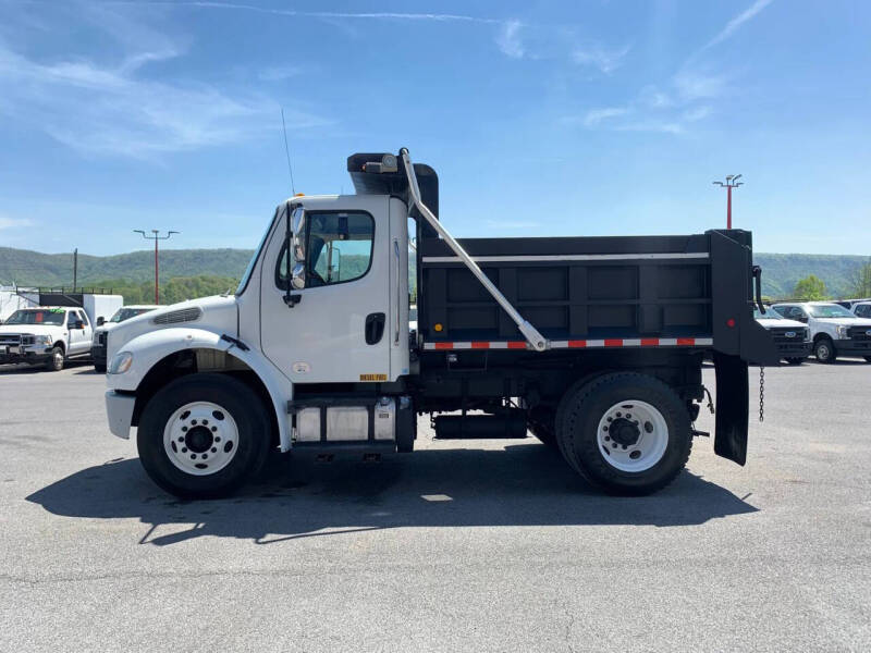 2016 Freightliner M2 106