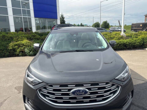 2019 Ford Edge Titanium