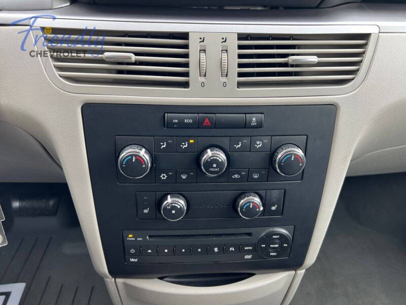 2014 Volkswagen Routan