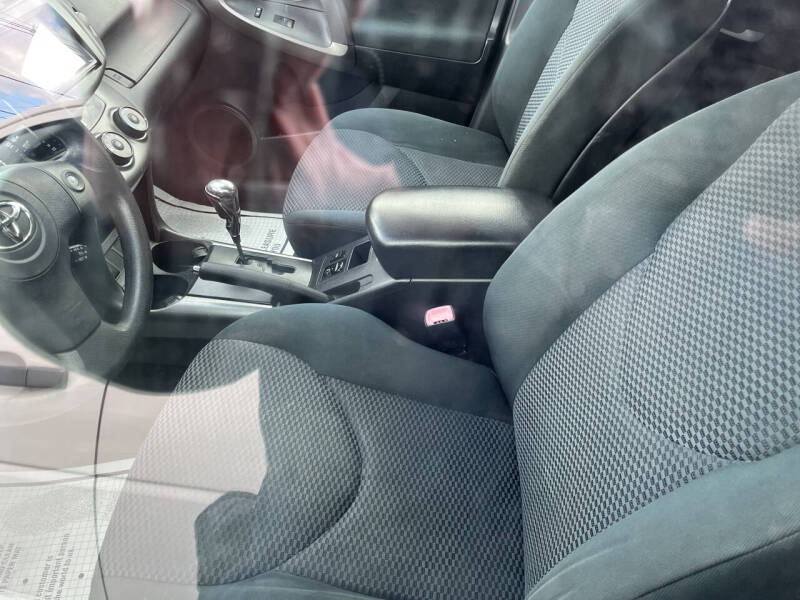 2011 Toyota RAV4 Sport