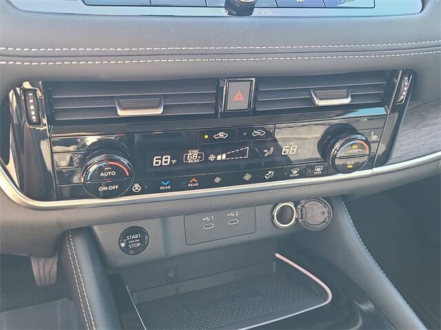 2024 Nissan Rogue Platinum