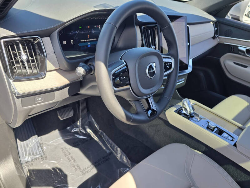 2026 Volvo XC90 B6 Plus 7P