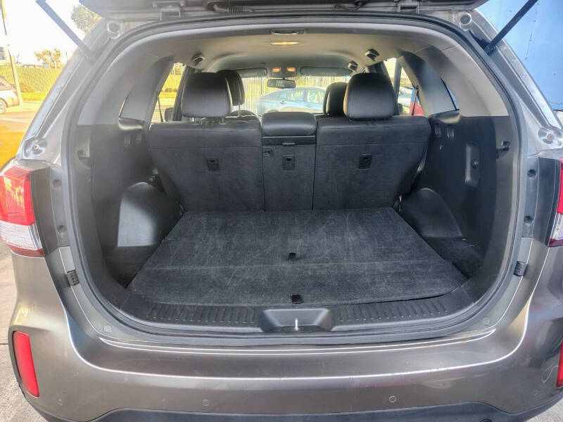 2015 Kia Sorento LX
