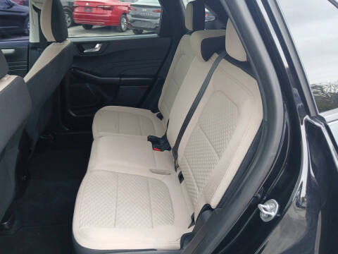 2021 Ford Escape SE