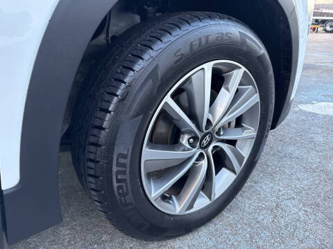 2020 Hyundai Santa Fe SEL