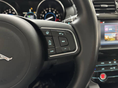 2018 Jaguar F-PACE 25t