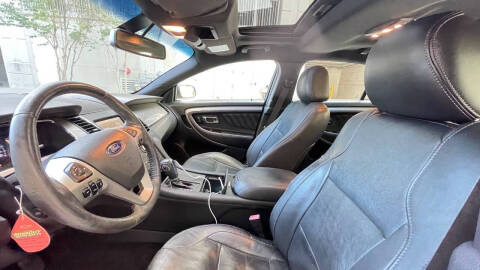 2015 Ford Taurus SEL