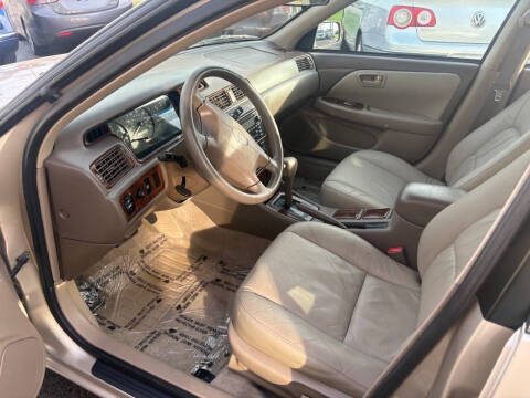2000 Toyota Camry LE V6