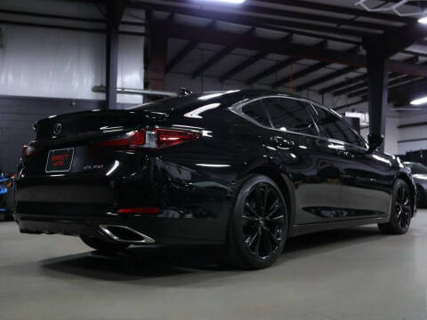 2024 Lexus ES 350 F SPORT Handling