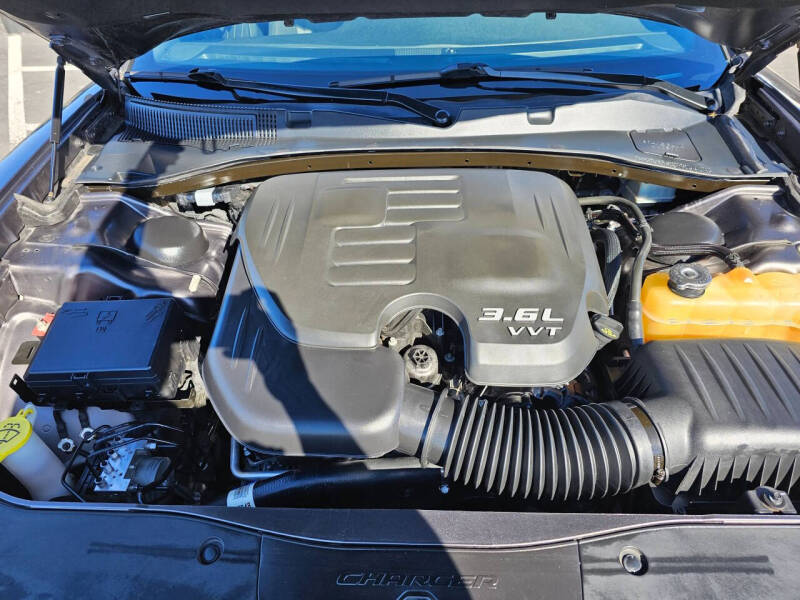 2016 Dodge Charger SXT