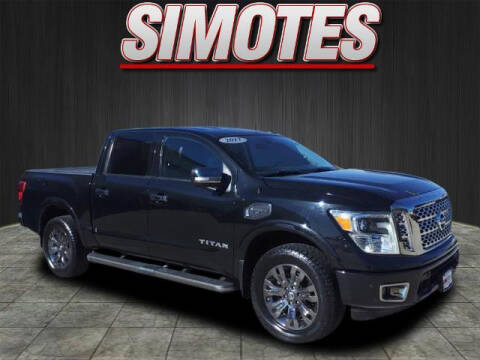2017 Nissan Titan for sale at SIMOTES MOTORS in Minooka IL