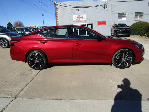 2023 Nissan Altima 2.5 SR