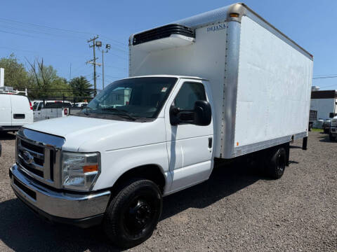 2015 Ford E-Series E-350 SD