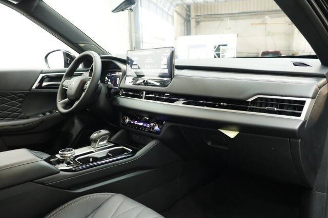 2026 Mitsubishi Outlander Black Edition