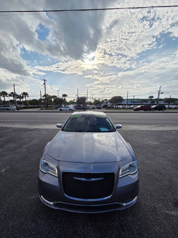 2015 Chrysler 300 C