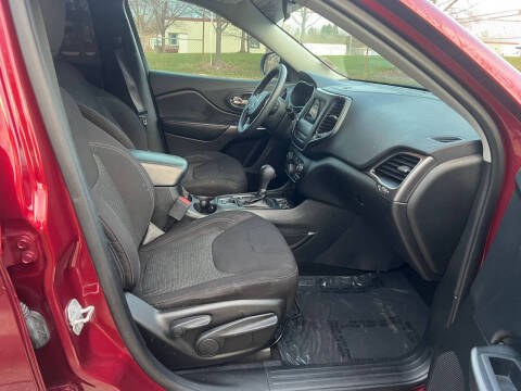 2019 Jeep Cherokee Latitude