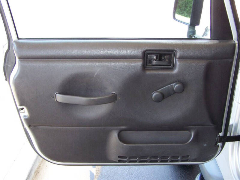 2002 Jeep Wrangler X