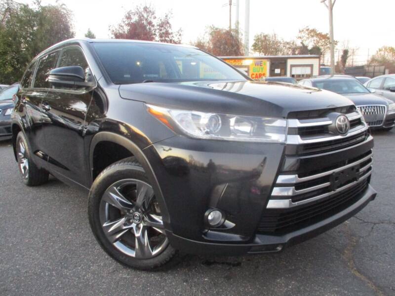2018 Toyota Highlander for sale at Unlimited Auto Sales Inc. in Mount Sinai NY