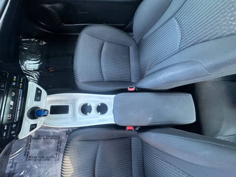 2016 Toyota Prius Three