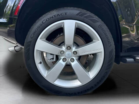 2025 Land Rover Defender 110 P500 X-Dynamic SE