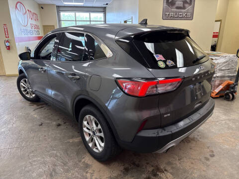 2021 Ford Escape SE