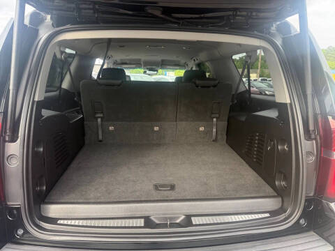 2019 Chevrolet Suburban LT