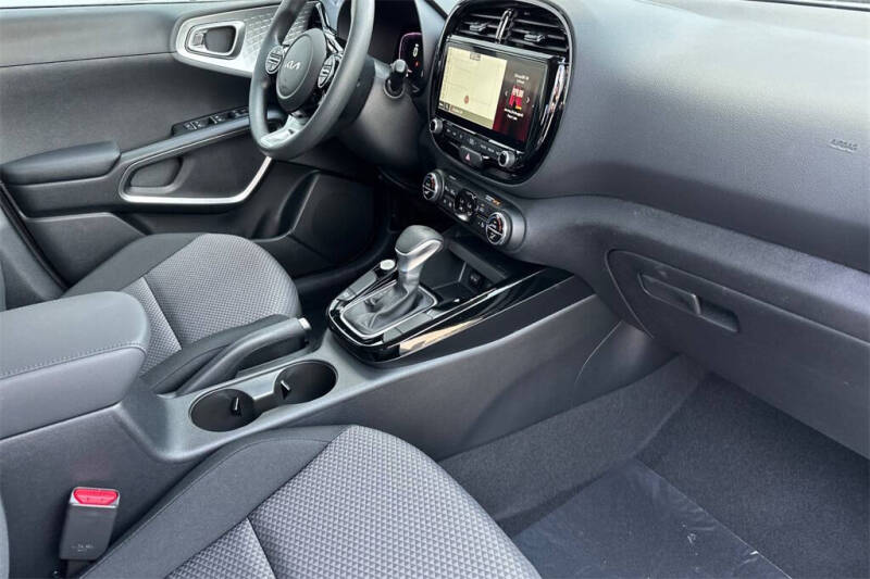 2025 Kia Soul S