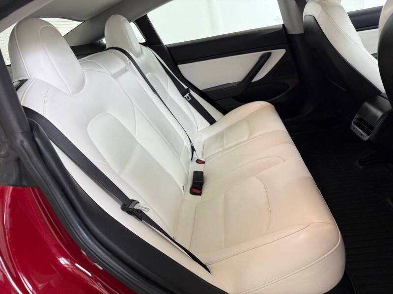 2019 Tesla Model 3 Base photo 37