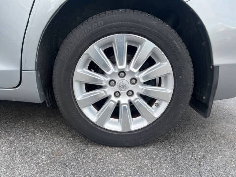 2013 Toyota Sienna LE 7-Passenger