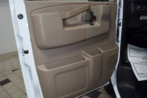 2025 Chevrolet Express 3500