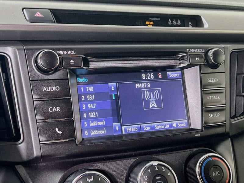 2017 Toyota RAV4 LE