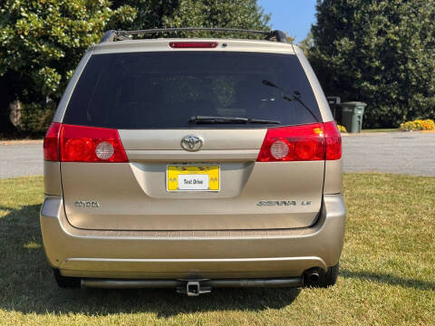 2008 Toyota Sienna