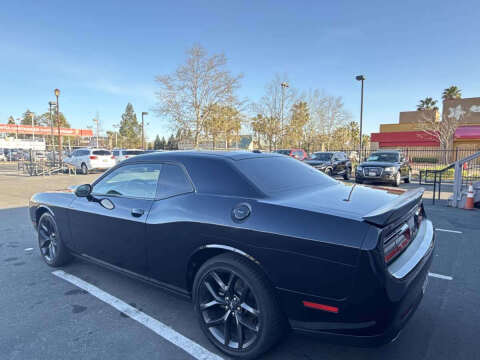 2021 Dodge Challenger SXT