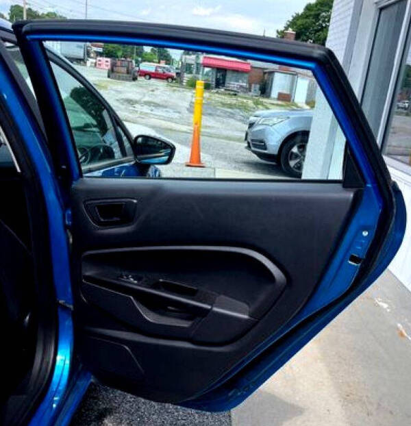2017 Ford Fiesta SE