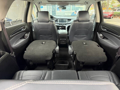 2020 Buick Enclave Essence