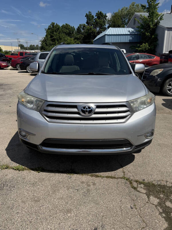 2012 Toyota Highlander SE