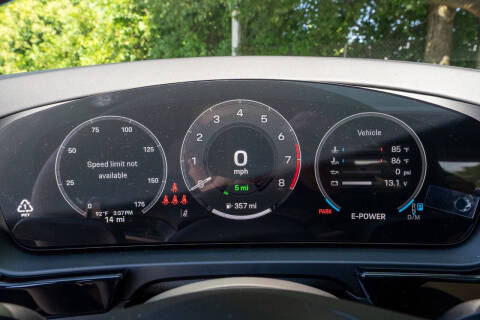 2025 Porsche Cayenne E-Hybrid Coupe