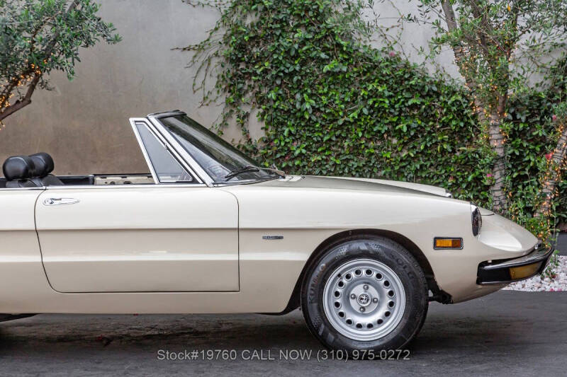 1974 Alfa Romeo Spider Veloce 2000