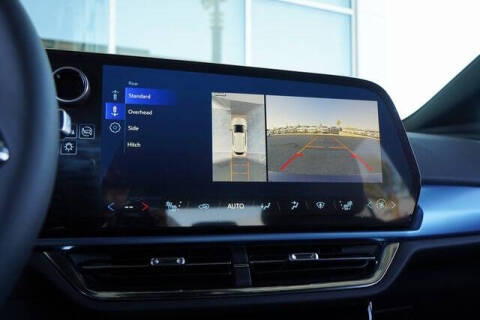 2025 Chevrolet Equinox EV LT 2