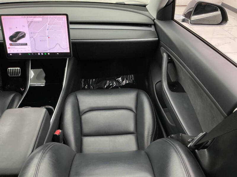 2018 Tesla Model 3 Mid Range