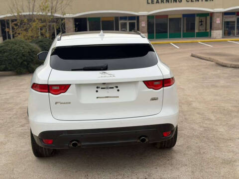 2019 Jaguar F-PACE 25t Premium
