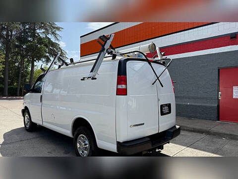 2018 Chevrolet Express 2500