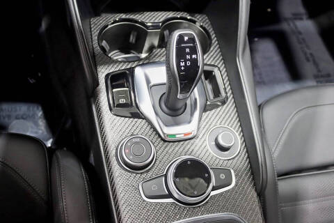 2024 Alfa Romeo Giulia Quadrifoglio